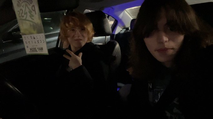 possum and rat hanging out >,,< https://t.co/vYIVqWqs1l