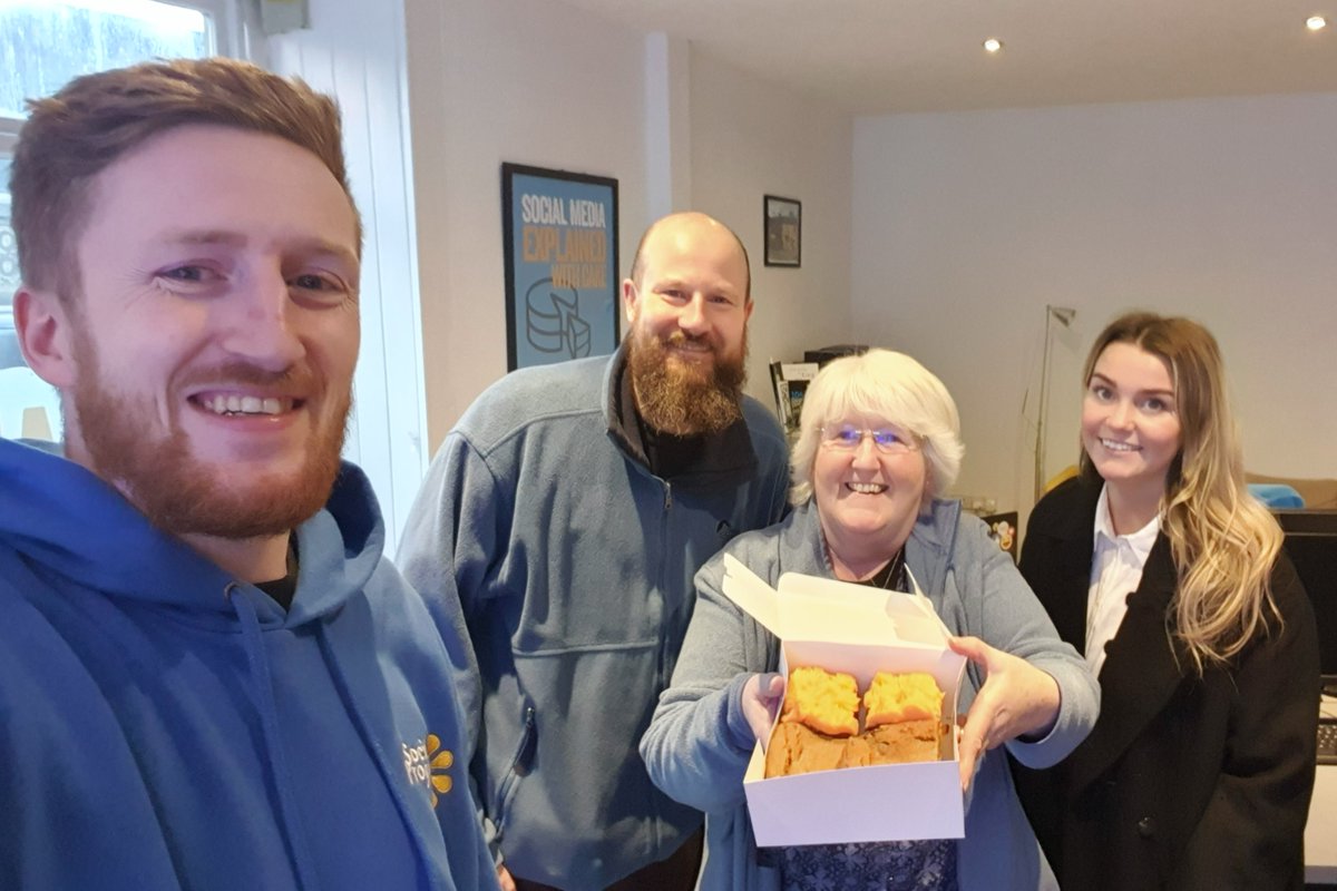 SocialProgress's tweet photo. Thanks to Oliver from Wired Coffee & Cake for bobbing in with a few cakes this aft on his way past the office.
As you can tell from our faces we were very happy to see him, and the cakes obvs! π€©π°π
#Honley #Cake #Holmfirth #SupportLocal #LuckyUs #WeLoveWired #SoProHigh5 https://t.co/ah0oPzah5j