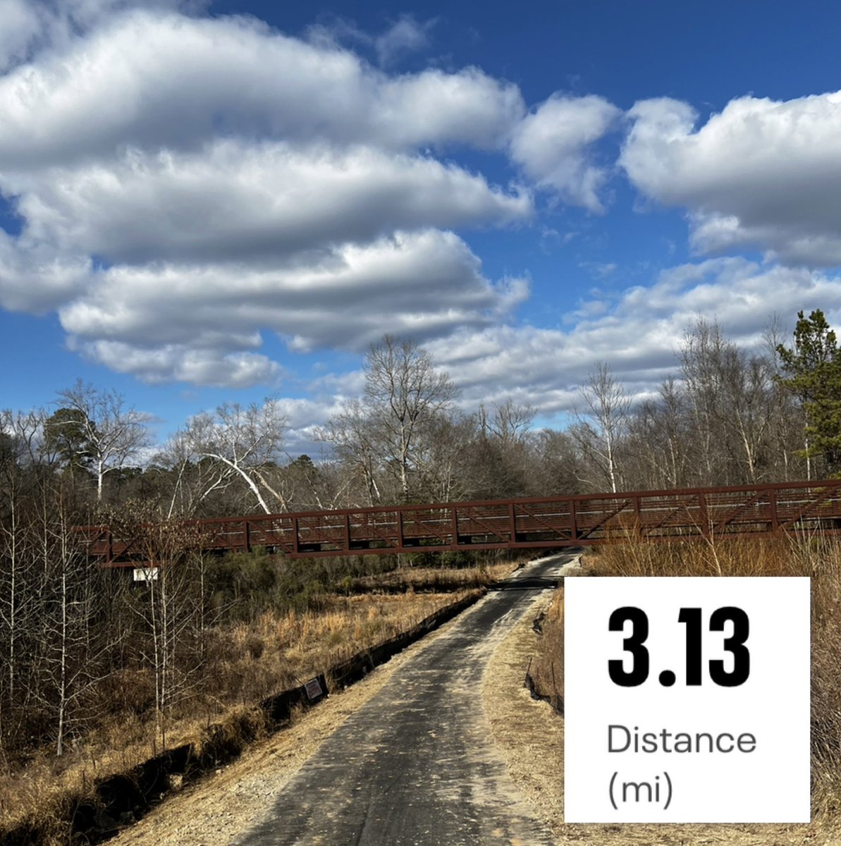 RealAndrewMeyer's tweet photo. 5k #RUNch date with @MegzM4 to start the year 🥳 hoping my bum knee holds up 🤞🏼 #HappyNewYear #runnerbliss 🏃🏼‍♀️🏃🏻‍♂️😎🍌 https://t.co/UQ0NfXGr88