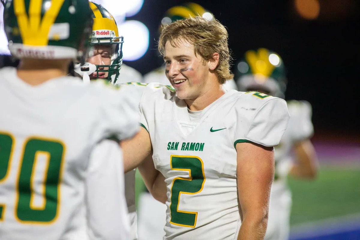 Joseph Dycus (@joseph_dycus) on Twitter photo 🏈ALL-BAY AREA QUARTERBACKS🏈
<a href="/Lbaker_5/">Luke Baker</a>, <a href="/MarleyAlcantar2/">MarleyAlcantara</a>, <a href="/maealiuaki/">Maealiuaki Smith</a>, <a href="/bailey_sully/">Sully Bailey</a>, <a href="/MikeMitche11Jr/">Michael Mitchell Jr.</a>, <a href="/jaxen_robinson/">Jaxen Robinson6-6 2025⭐️⭐️⭐️</a>, <a href="/BlauBeau/">Beau Blau</a>, <a href="/Quinn_Boyd12/">Quinn Boyd</a>, <a href="/CedenoChavez19/">Cedeño Chavez</a>, <a href="/JonathanPCraft/">Jonathan Craft</a>, <a href="/DeontaeFaison/">Deontae Faison</a>, <a href="/aaronknapp_/">Aaron Knapp</a>, <a href="/TommyLewit/">Tommy lewit</a> among those honored.
FULL LIST: mercurynews.com/2024/01/04/all… 🏈ALL-BAY AREA QUARTERBACKS🏈
<a href="/Lbaker_5/">Luke Baker</a>, <a href="/MarleyAlcantar2/">MarleyAlcantara</a>, <a href="/maealiuaki/">Maealiuaki Smith</a>, <a href="/bailey_sully/">Sully Bailey</a>, <a href="/MikeMitche11Jr/">Michael Mitchell Jr.</a>, <a href="/jaxen_robinson/">Jaxen Robinson6-6 2025⭐️⭐️⭐️</a>, <a href="/BlauBeau/">Beau Blau</a>, <a href="/Quinn_Boyd12/">Quinn Boyd</a>, <a href="/CedenoChavez19/">Cedeño Chavez</a>, <a href="/JonathanPCraft/">Jonathan Craft</a>, <a href="/DeontaeFaison/">Deontae Faison</a>, <a href="/aaronknapp_/">Aaron Knapp</a>, <a href="/TommyLewit/">Tommy lewit</a> among those honored.
FULL LIST: mercurynews.com/2024/01/04/all…