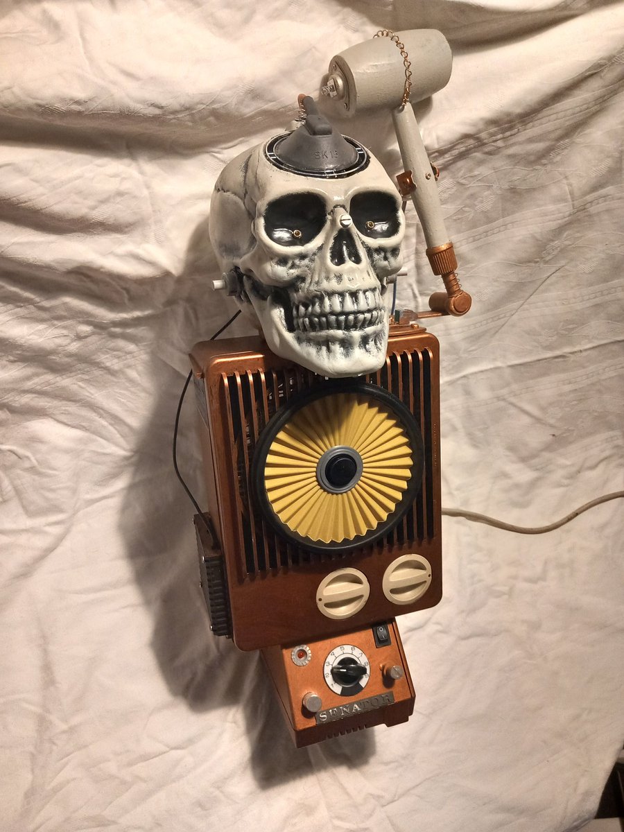 NELLO - Costumes & Props tweet media