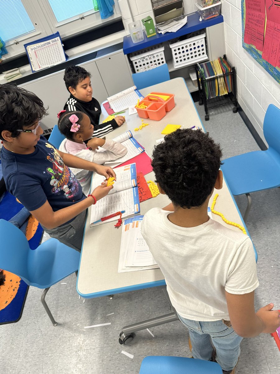 4V working in small groups with manipulatives to explore decimals! <a href="/McGrawHillK12/">McGraw Hill PreK-12</a> <a href="/25Lafayette/">Lafayette Estates School #25</a> <a href="/cjcallahan1969/">Chris Callahan</a>