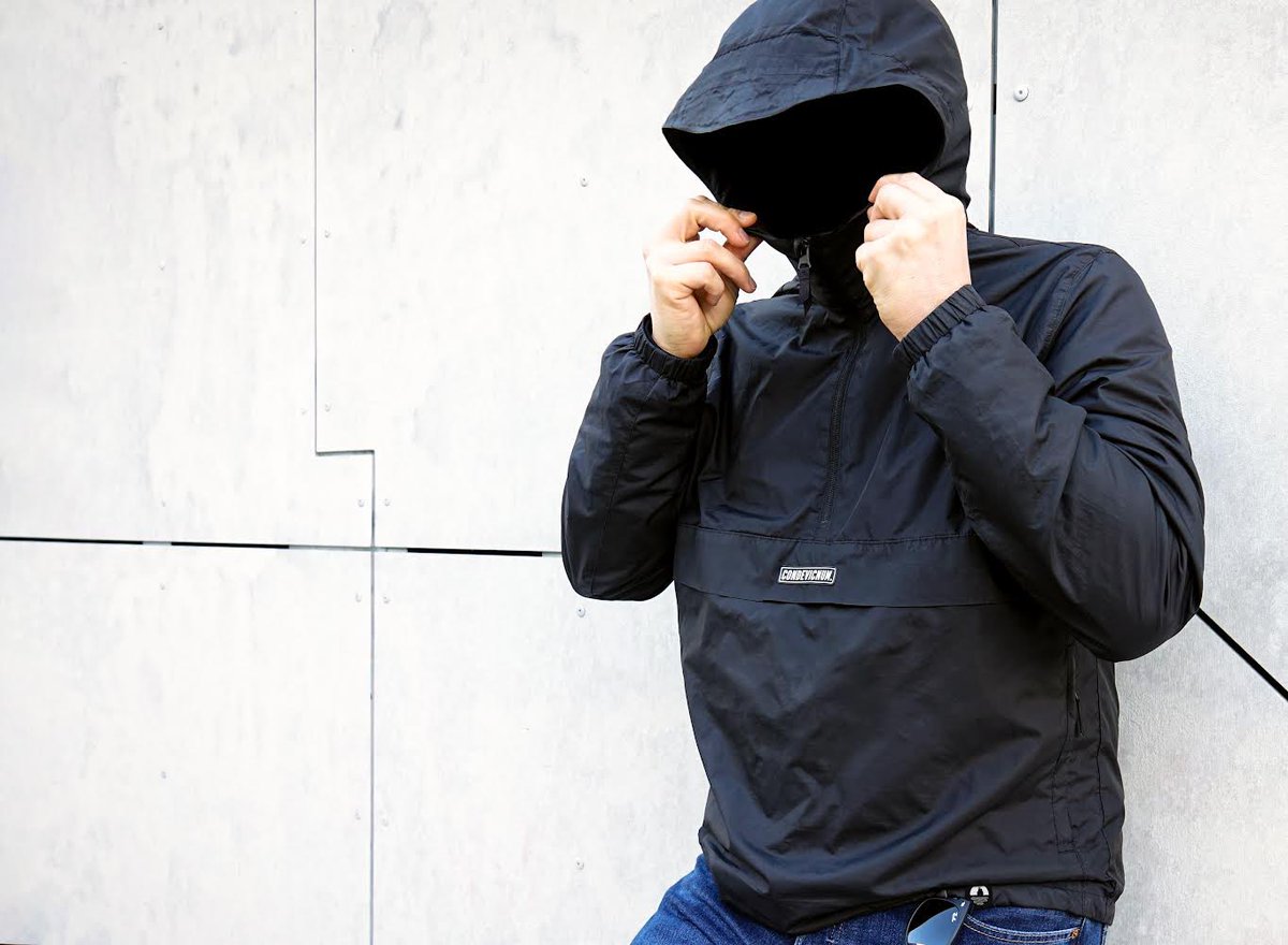 Condevicnum's tweet image. C’est parti ! ⌛️

Vous pouvez retrouver sur Condevicnum.com le nouveau tee-shirt « Vandal » et les nouveaux sweat-shirts brodés Condevicnum., en précommande jusqu’au mercredi 10/01, 20h.

Retrouvez aussi le coupe-vent Condevicnum., sur stock !

Bonne soirée ✌🏻