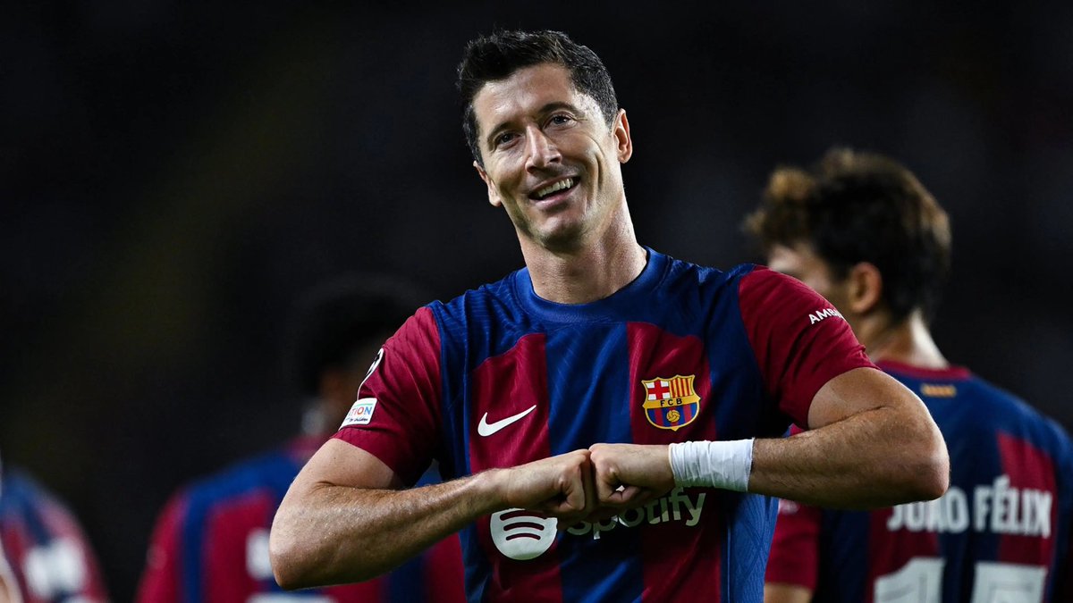 🚨 If Lewandowski scores today, I'm giving away $50 to 3 lucky people who like, comment, and retweet this tweet! 🤑🤑 Must be following me to be entered. Good luck 🎉 #LewandowskiGiveaway