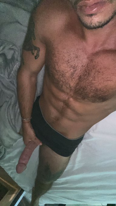 2024 ✨🍾 https://t.co/RlaGY4j6ao