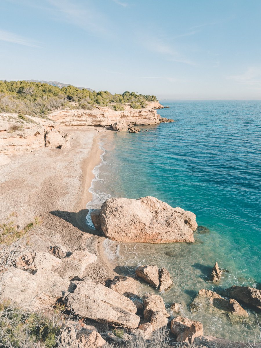 El lujo de caminar junto al mar. 🚶🏻‍♂️🏃🏽‍♂️ GR 92 #ametllademar