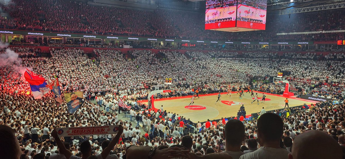 BSphere_'s tweet photo. Photo of the day: Record breaking night in Stark Arena ๐คฏ๐คฏ๐คฏ
20.143 Crvena Zvezda fans in the house, a new EuroLeague club record!
#EuroLeague #kkcz #kkp #starkarena https://t.co/Y61meagWkf