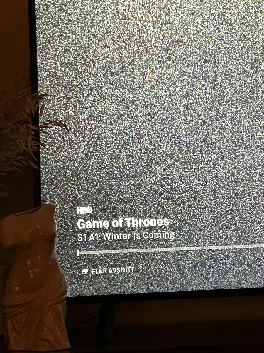 brysbanekeith's tweet photo. #GOT
#rewatching
#winteriscoming https://t.co/kv1pDWXA8v