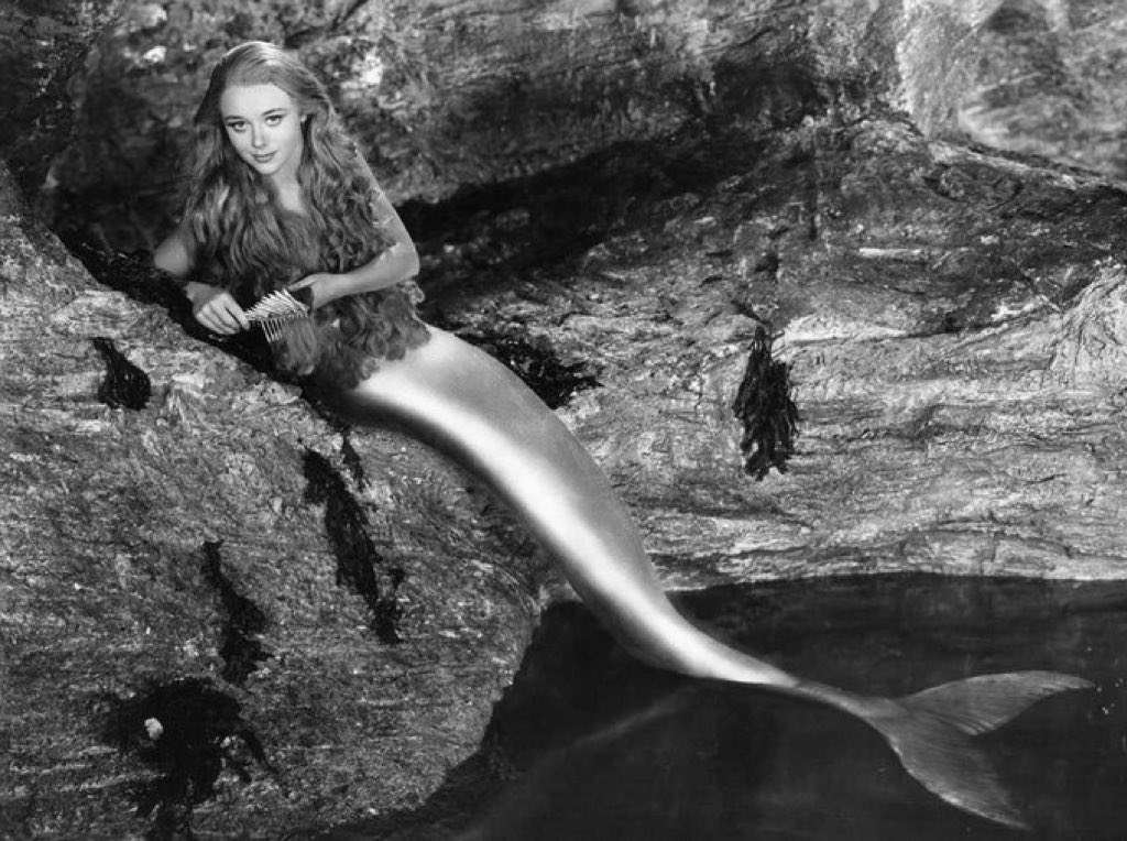 Farewell, Glynis Johns. ❤️