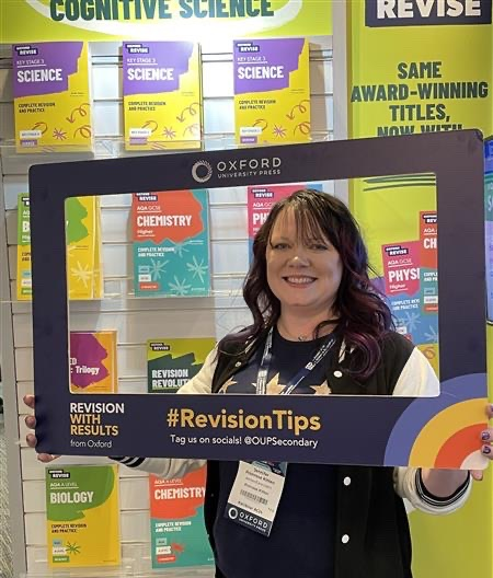 OUPSecondary's tweet image. Wonderful to welcome @Primrose_Kitten to the OUP stand at @theASE Conference today! Here&apos;s another top revision tip...  

⭐ Do as many practice questions as possible. ⭐️

Share your top revision tip with us in the comments!

#OxfordRevise #RevisionTips #ASEConf2024