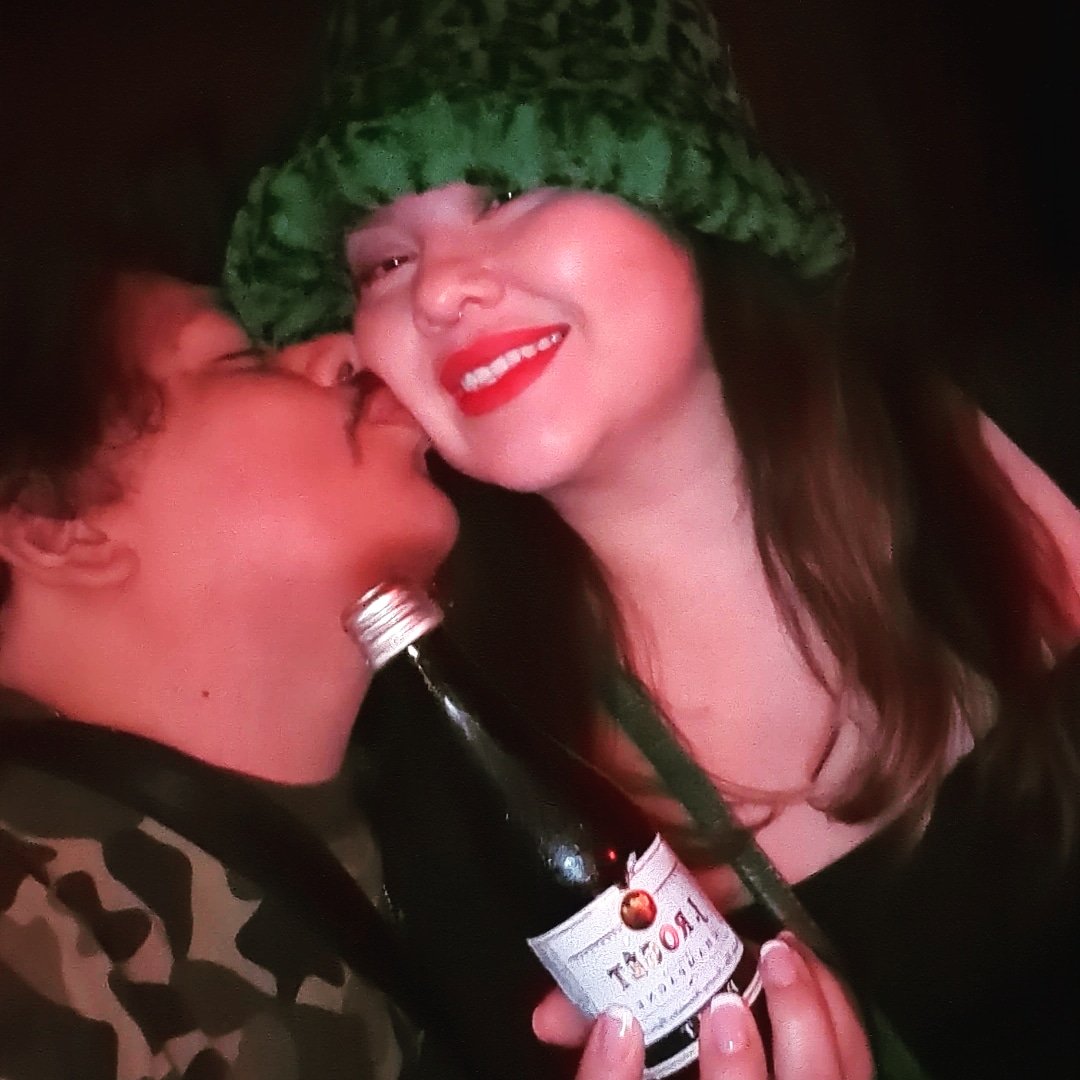 fiestapants209's tweet photo. Hope y'all had a great #newyear https://t.co/DFiToXhRGw