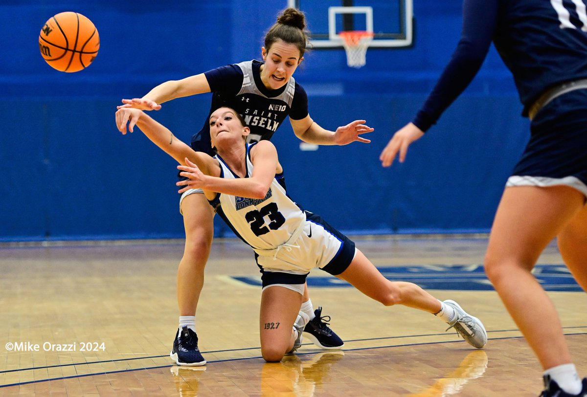 mikeorazzi.smugmug.com/Sports/2024/Sa… @STAHawks @SCSU_WBB #basketball #sports