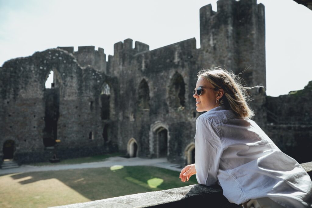 Hotels in Caerphilly

Just 15 minutes from Cardiff is the town of Caerphilly, famous for the largest medieval castle in Wales and the second-largest in Europe. There are so many things to do in Caerphilly that you’ll want to stay nearby: ow.ly/EVNX50Ne5la #Caerphilly