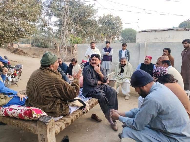 KhetranPP214's tweet photo. سردار محبوب خان کھیتران (امیدوار PP-214 MPA) کی PP-214 محمد پور گھوٹہ آمد, ملک اسلم بھپلا اور دیگر دوستوں سے ملاقات کی-
#PP214
@MaryamNSharif @betterpakistan @NawazSharifMNS @CMShehbaz @HamzaSS @Marriyum_A @KhSaad_Rafique @KhawajaMAsif @AyazSadiq122 @SenPervaizRd @MIshaqDar50 https://t.co/lFFgJrMDDY