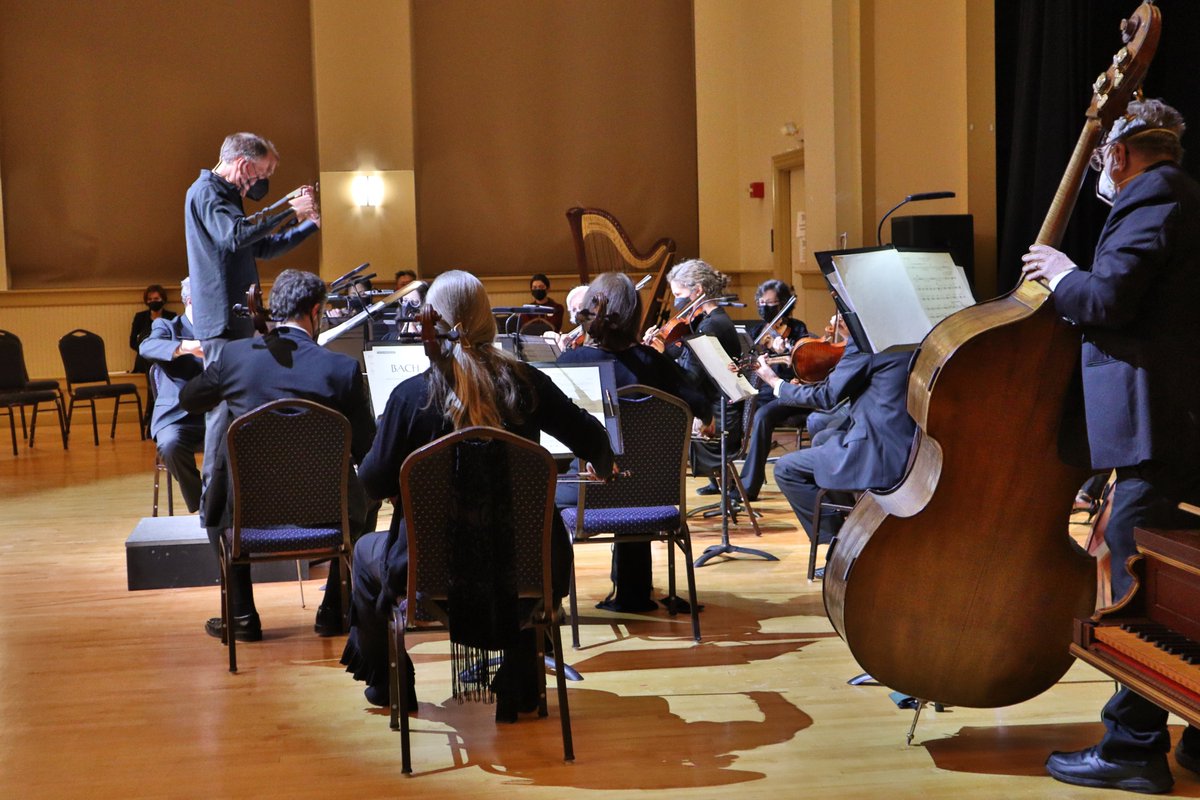 #ThrowbackThursday to 2022, when Landmarks Orchestra performed at Hibernian Hall! We always have such a wonderful time at our community concerts 🎶😍