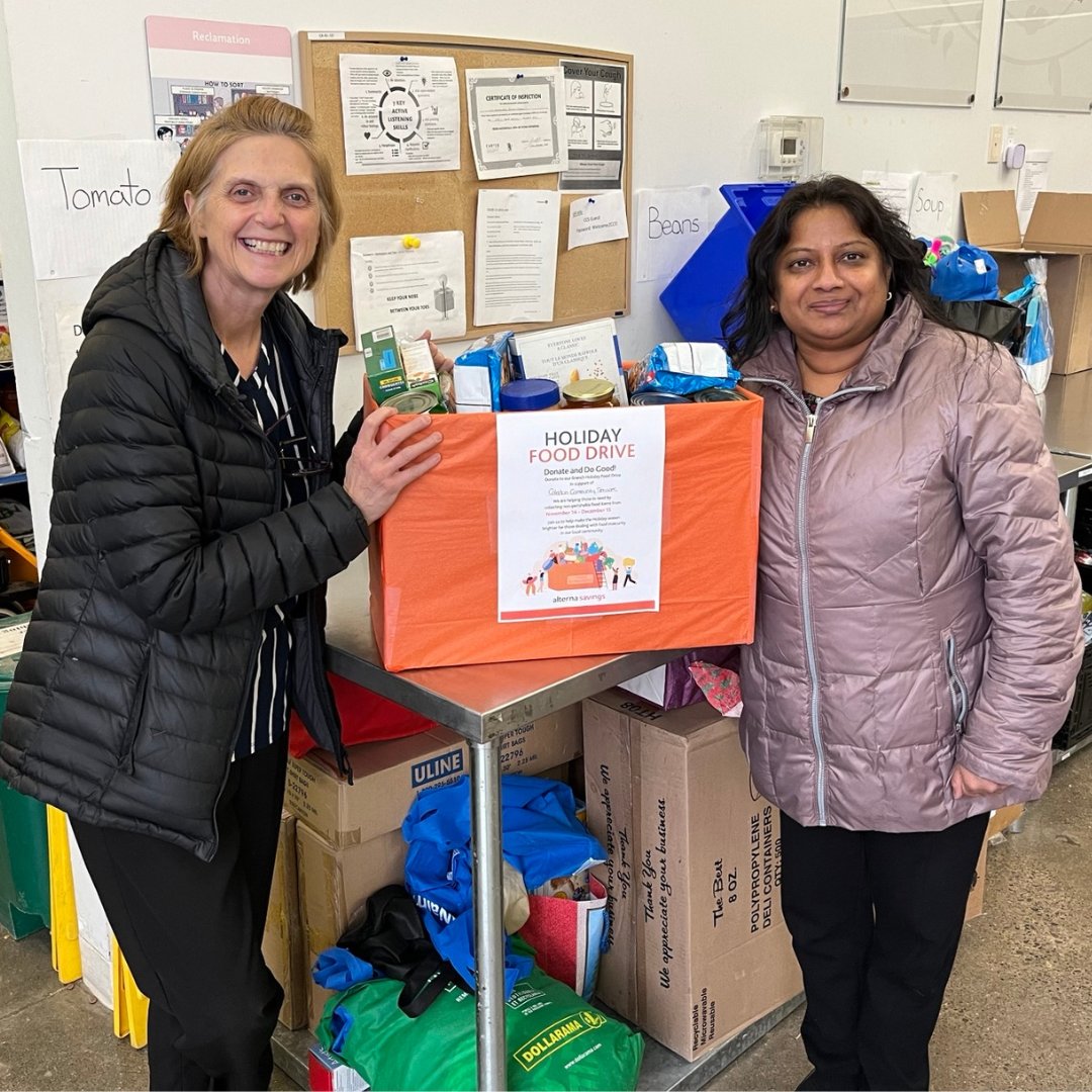 #ThankYou to our friends at Alterna Savings for conducting a holiday food drive to help ensure nutritious foods are not out of reach for our #Caledon neighbours in need! We're so grateful for your generous gifts!