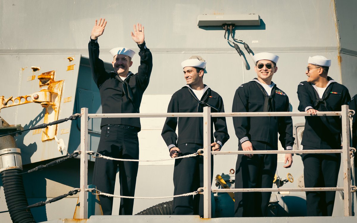 Welcome Home, Shipmates!! 🥳🎊🎉🎊🎉🇺🇸⚓️

USS Thomas Hudner #DDG116 returned to @NS_Mayport  today following an eight-month deployment.

📸: MC1 Brandon J. Vinson