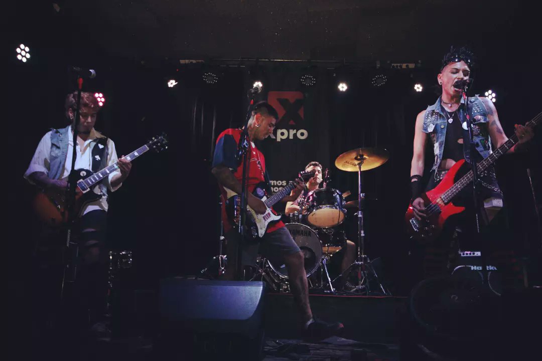 _LISIADOS_'s tweet image. Palermo,Strummer bar año 2022💥