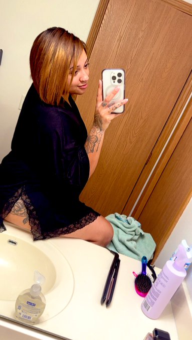 Consensual blackmail means you tell Me everything and pay Me to forget it.  Findom https://t.co/Mi7L<a href="/tag/newprofilepic"class="tags"><span>#newprofilepic</span></a>