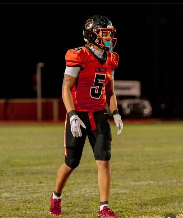 CocoaHighSchool's tweet photo. Congrats to Jayvon Boggs as he won the prestigious honor of being voted as the Dairy Farmer's Mr. Florida Football. First time a player from Brevard County won this award. He joins a distinguished list of winners. https://t.co/ktF6OKAZ8P