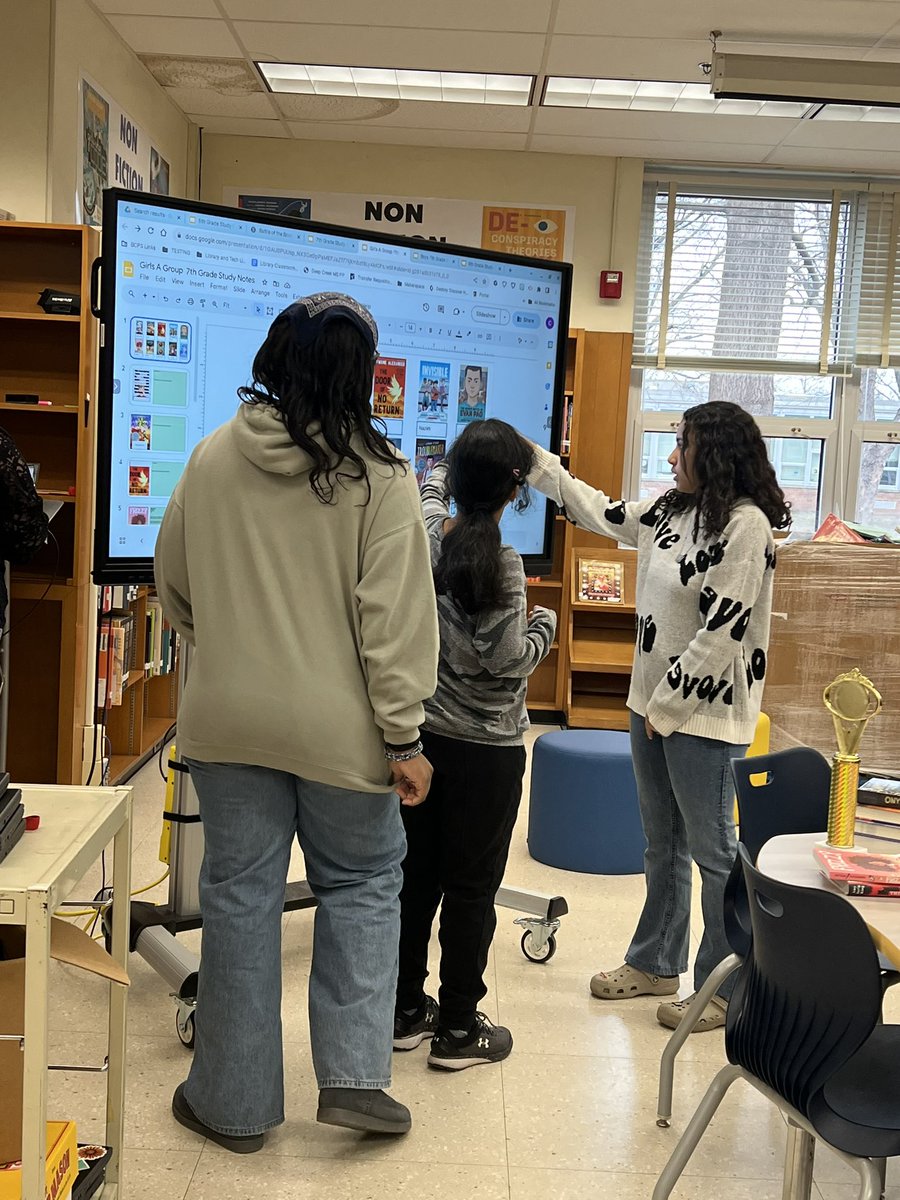 chicanera's tweet photo. Our 7th grade scholars are enjoying their book tasting experience with Ms Hill  in order to choose their novels for @DeepCreekMSOne ‘s first ever Battle of the Book challenge! https://t.co/VG4zinVs90