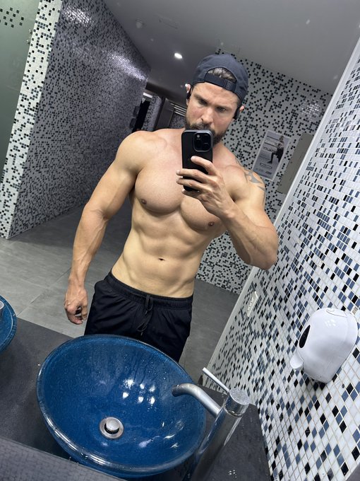 [CUM BACK FOR FREE!!!] See my BRAND NEW solo + sextapes 😈 Message me, I'm online now and can't wait to<a href="/tag/fitnessgoals"class="tags"><span>#fitnessgoals</span></a><a href="/tag/vitaminsea"class="tags"><span>#vitaminsea</span></a><a href="/tag/beachworkout"class="tags"><span>#beachworkout</span></a>