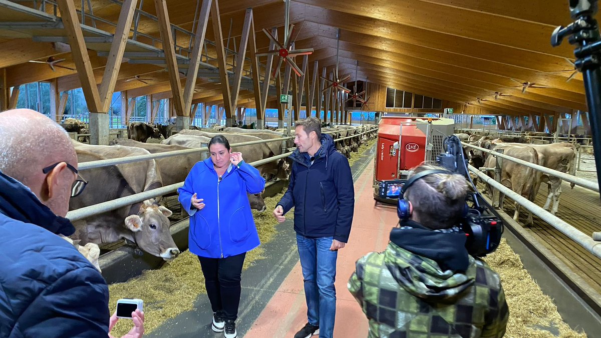MassimoSertori_'s tweet photo. 🎥🧗🏻♂️🏔️Non perdetevi sabato #6gennaio alle ore 14 su #RaiUno la puntata di #LineaBianca dedicata alla #provinciadiSondrio con i suoi #territori e le sue #storie.
Protagonisti #ValdiMello #Valmalenco #Bema #Chiuro #Albaredo #Sondrio e La Fiorida di #Mantello.
#MontagnaDaScoprire https://t.co/hlCtyJvmf7