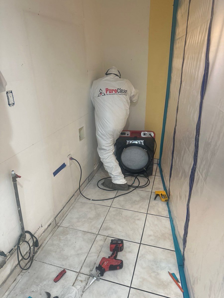 LosPuroclean's tweet image. Quick, efficient, and always ready to rescue! 🚑✨ When property damage strikes, we&apos;re on the scene, ensuring your peace is restored in no time. Trust us for a quick, reliable, and efficient response. ⏱️🌟 

#PuroCleanVictorHeights #QuickResponse #RestorationMasters