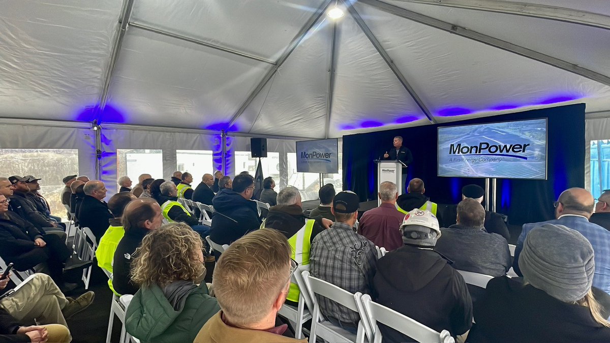 laurensiburkis's tweet image. What an awesome day in West Virginia! @MonPowerWV celebrated the completion of its Fort Martin Solar Site, made up of nearly 50,000 solar arrays across 80+ acres. Great job to @ReporterHannah for leading the effort on this special event for public officials &amp;amp; community partners.