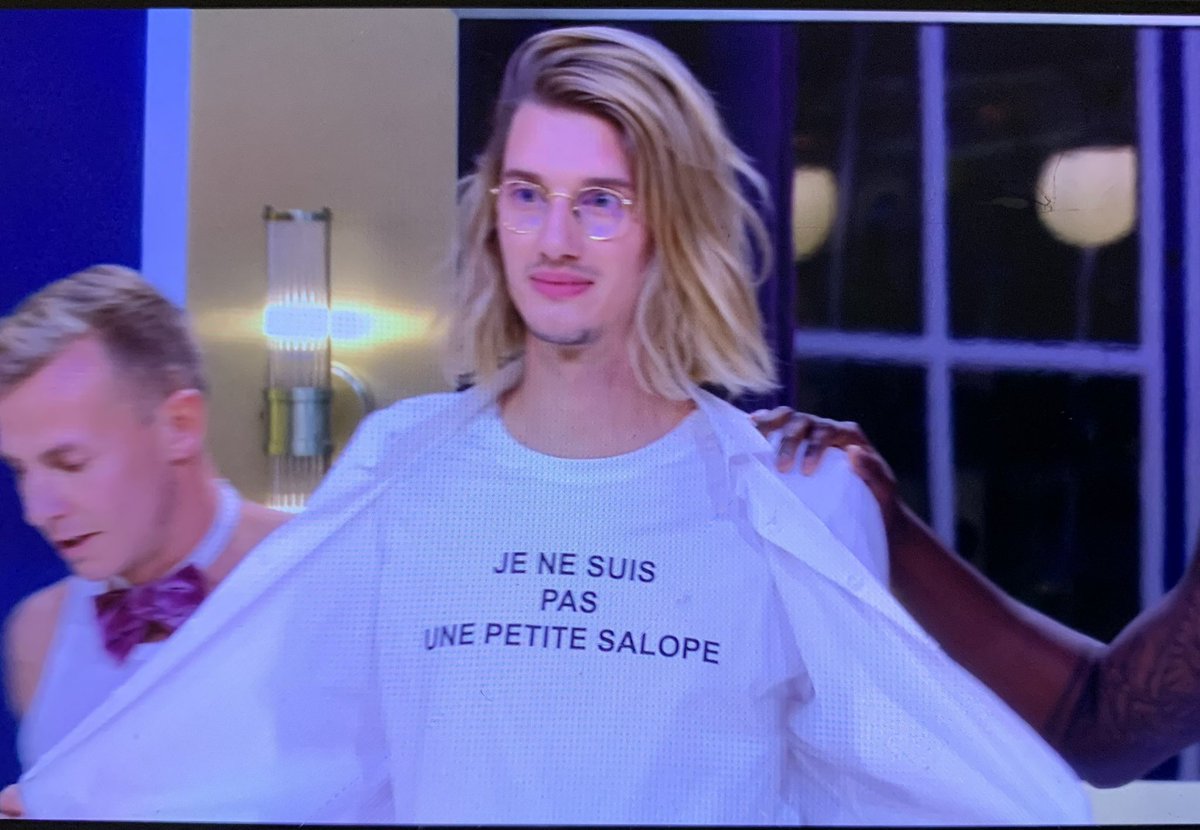 Potit_Interne's tweet photo. Fin de stage à 21h et ça défend les spé de salle https://t.co/Z9DSO944c0
