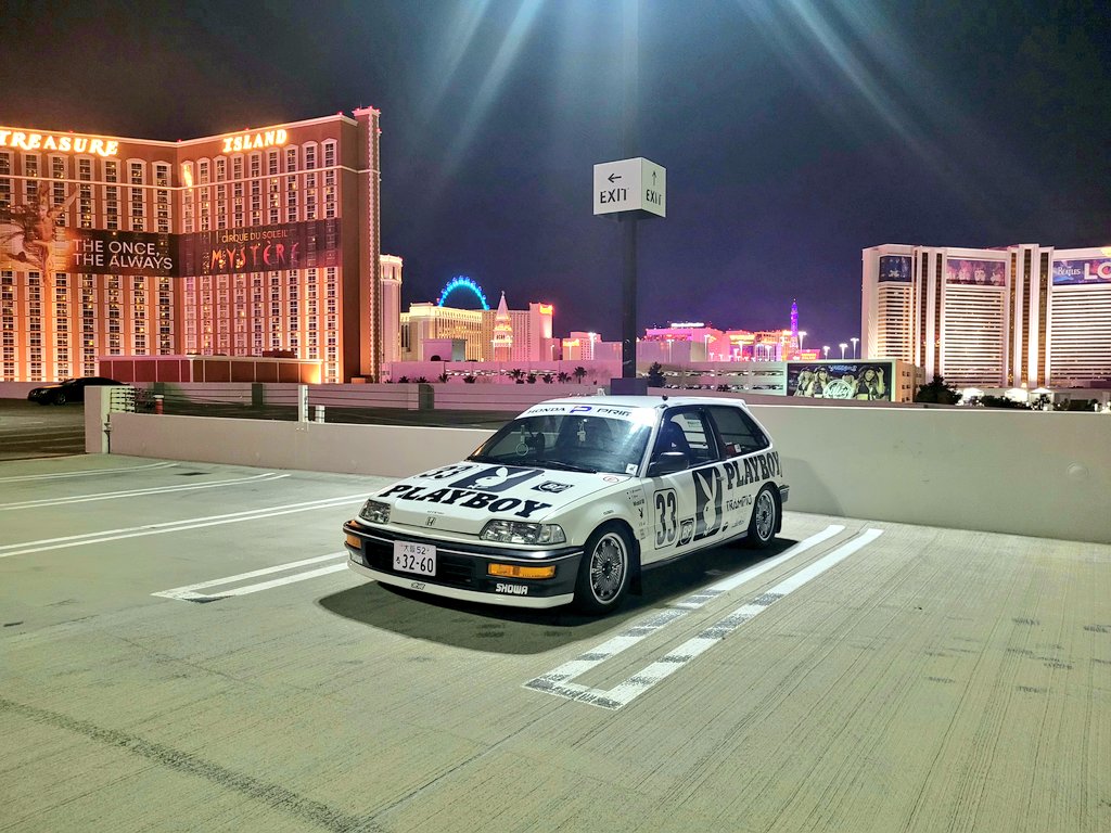 Legacy751's tweet photo. Poser. #kanjo #jdm #jtcc #ef9 #mugen #cf48 https://t.co/fYlcr8l2jL