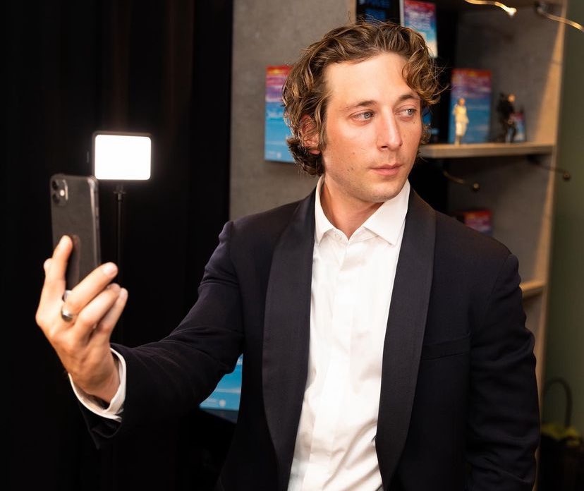 BackstageCreations tweet media