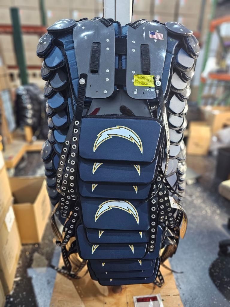 Get ready to see Eagle Landing Christian sporting these for #SpringFootball 

<a href="/ELCAFootball/">ELCA FOOTBALL</a> will #KnowTheLogo

Thanks to <a href="/bakerssports/">Baker's Sports</a> and <a href="/progearnellie/">Michael Nelson</a> for representing
Proudly #MadeInUSA, Make sure you #BeatTheRush #HighSchoolFootball