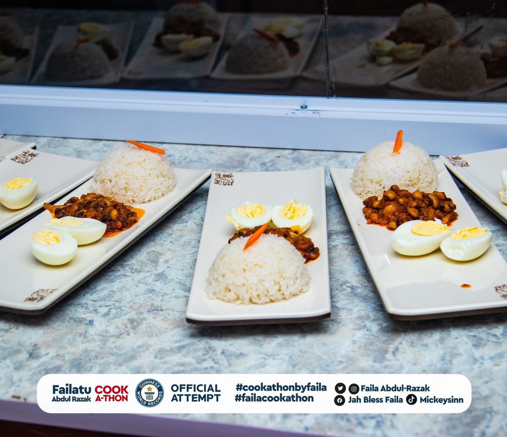 ShadrackAmonooC's tweet photo. But Let’s All Be Honest, 
Seeing The Pictures Of Dishes Prepared By Faila So Far At The “Cook-A-Thon” 
Go Make You Think Say Hilda Baci’s Own Be Pre-Voc Practicals 💔💔💔😫😫😫😭😭😂😂🤣😅 https://t.co/gKdnW7y0Xg
