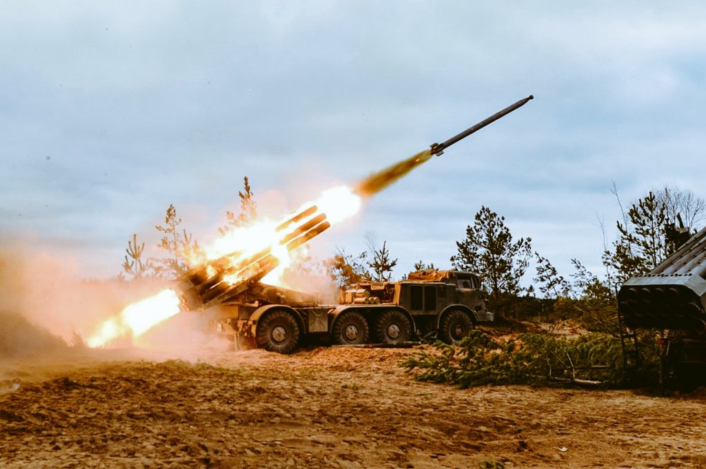 DACHI-shows you *End of Russkiy mir tweet media