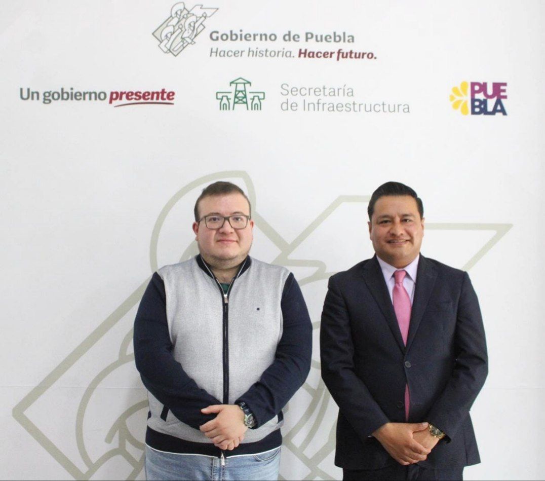 JhovaniOGallo's tweet photo. Con el objetivo de trabajar en beneficio del personal sindicalizado sostuve una reunión con el titular de @InfraGobPue , Luis Roberto Tenorio García.  Durante el encuentro acordamos sumar esfuerzos que conlleven al bienestar y desarrollo laboral. https://t.co/giWyHaf7Is