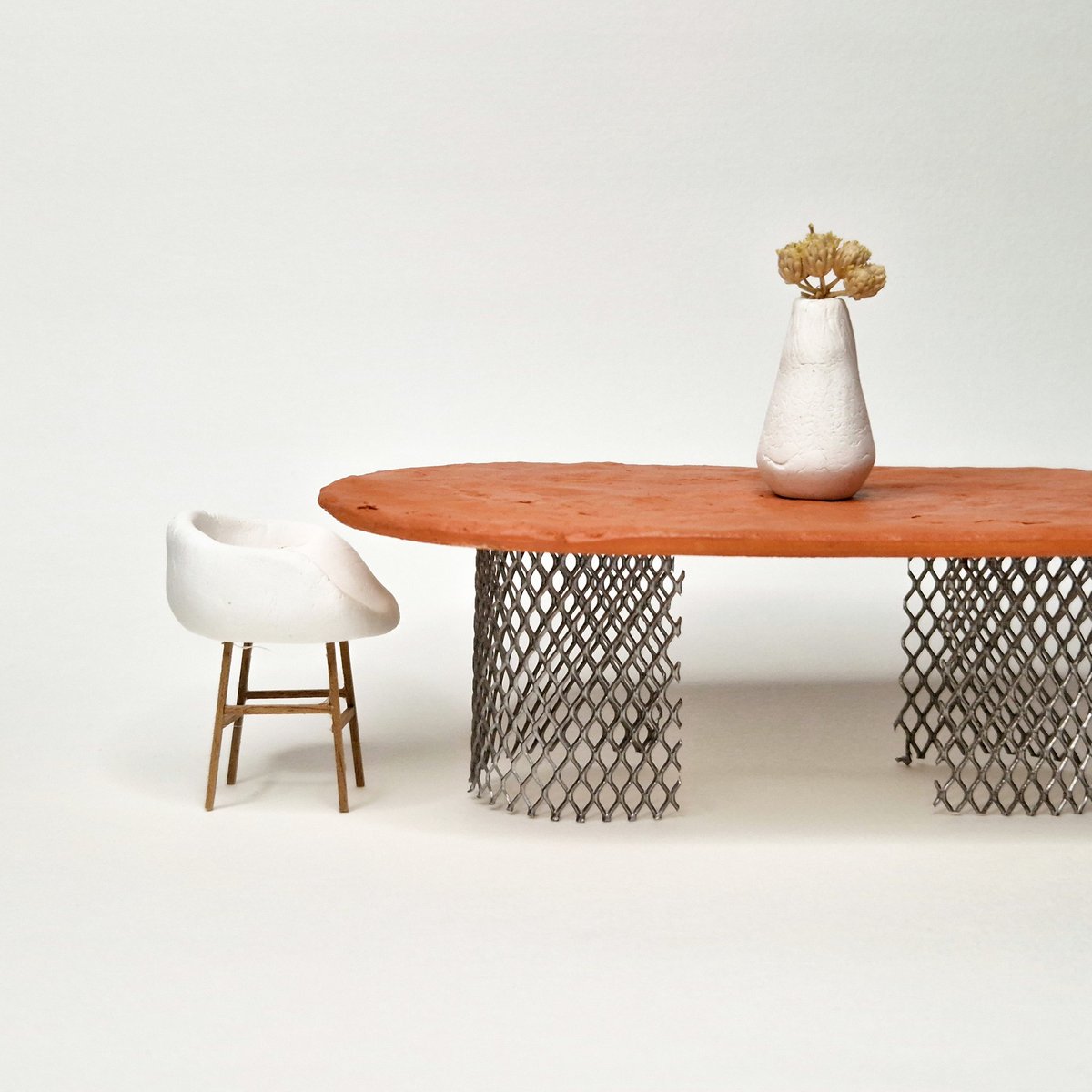 Design dining table &amp; chair concept model.
