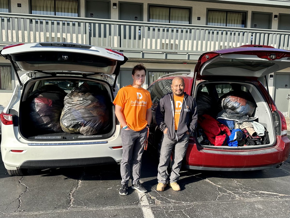 DuPagePads's tweet photo. On #ThankfulThursday, please join us in thanking the @DuPageCountyBar for their recent donation of two carloads of warm coats for our residents at the IHC! The support of organizations like DCBA reminds us that we can #endhomelessnesstogether thanks to our incredible community. https://t.co/S9CAm3dJFd