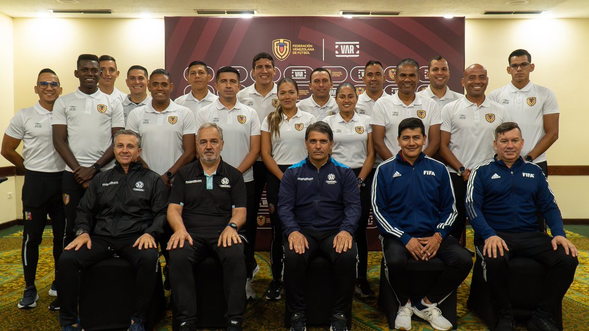 FVF_Oficial's tweet photo. Inició Programa de Capacitación para Certificación de Árbitros VAR / AVAR

🔗https://t.co/geUJ5uBwi2 https://t.co/DDUULwapk8