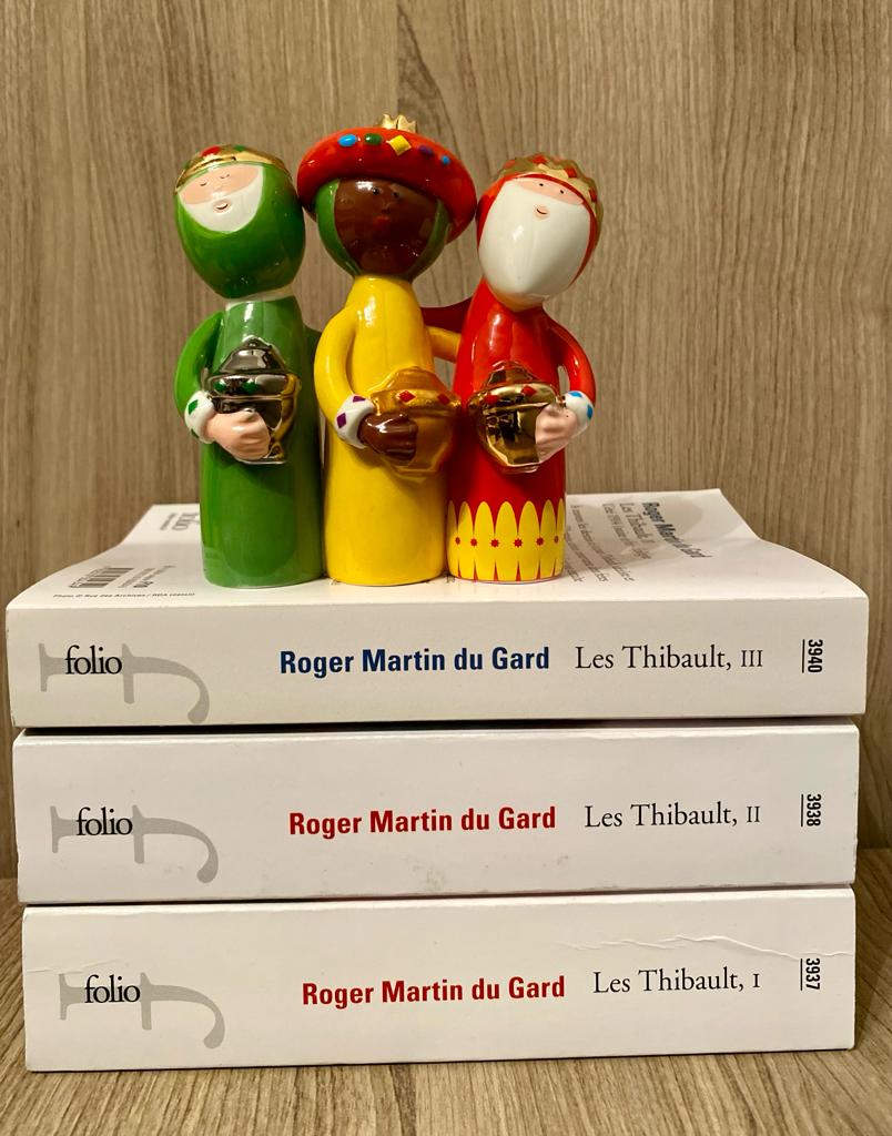 ccl_chmb's tweet image. &quot;Ne pas trop redouter les contradictions. Elles sont inconfortables mais salubres. C’est aux instants où mon esprit s’est vu prisonnier de contradictions inextricables, que je me suis en même temps senti le plus proche de cette Vérité qui se dérobe toujours.&quot;
Epilogue, p. 563