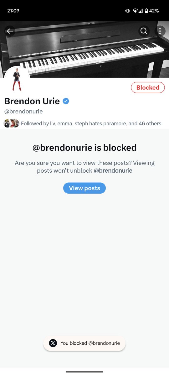 intrludeholiday's tweet photo. paramore stressed me out so i blocked brendon urie https://t.co/n4XGjZUWzR