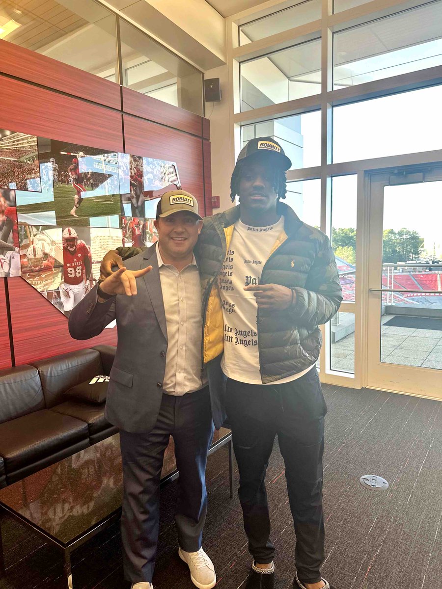 Bobbitt welcomes home Wide Receiver Noah Rodgers as he transfers to the North Carolina State University Football Team! A big thank you to Savage Wolves for allowing us to be a part of this special day. Best of luck to Noah and the Wolfpack! 🏈