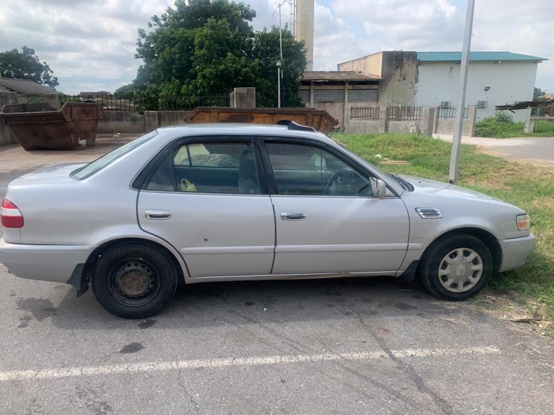 Bru_Zach's tweet photo. Neat AE110, 5A Corolla 2000 model, 192000+ mileage looking for some TLC from new home coming with anti vibration sensor with mp5 BT stereo supporting extra info-tainment. Looking for K58k,call directly on 0950000103/0978242422 https://t.co/cxVNz8samf