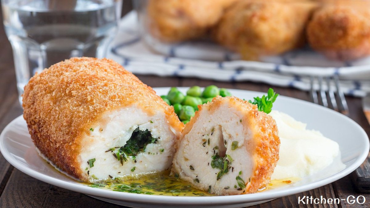KitchenGO_brand's tweet image. Chicken Kyiv consists of a boned, flattened chicken breast that is rolled around chilled herb butter, breaded, and then fried.  #chickenkyiv #chickendish #flattenedchicken #kitchengo #cooking #foodie #foodlover #herbs #spices #herbsandspices #shakers #grinders
