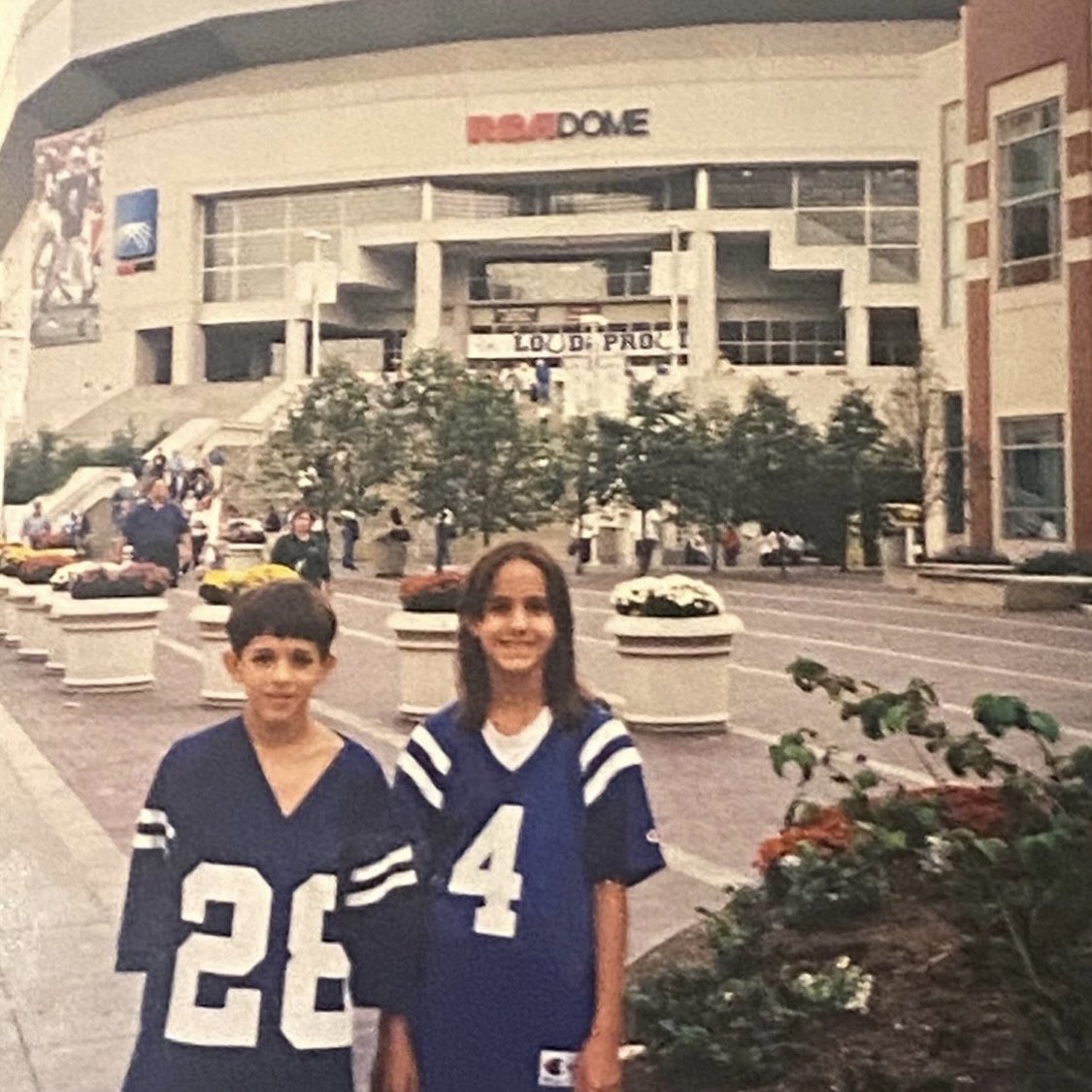 ColtsLife's tweet image. It's Fan Appreciation week, and what better way to celebrate than to spotlight our 2023 Colts Fan of the Year, Maren Johnson!

Vote for Maren as the 2023 NFL Fan of the Year! 🔗 nfl.com/fanoftheyear