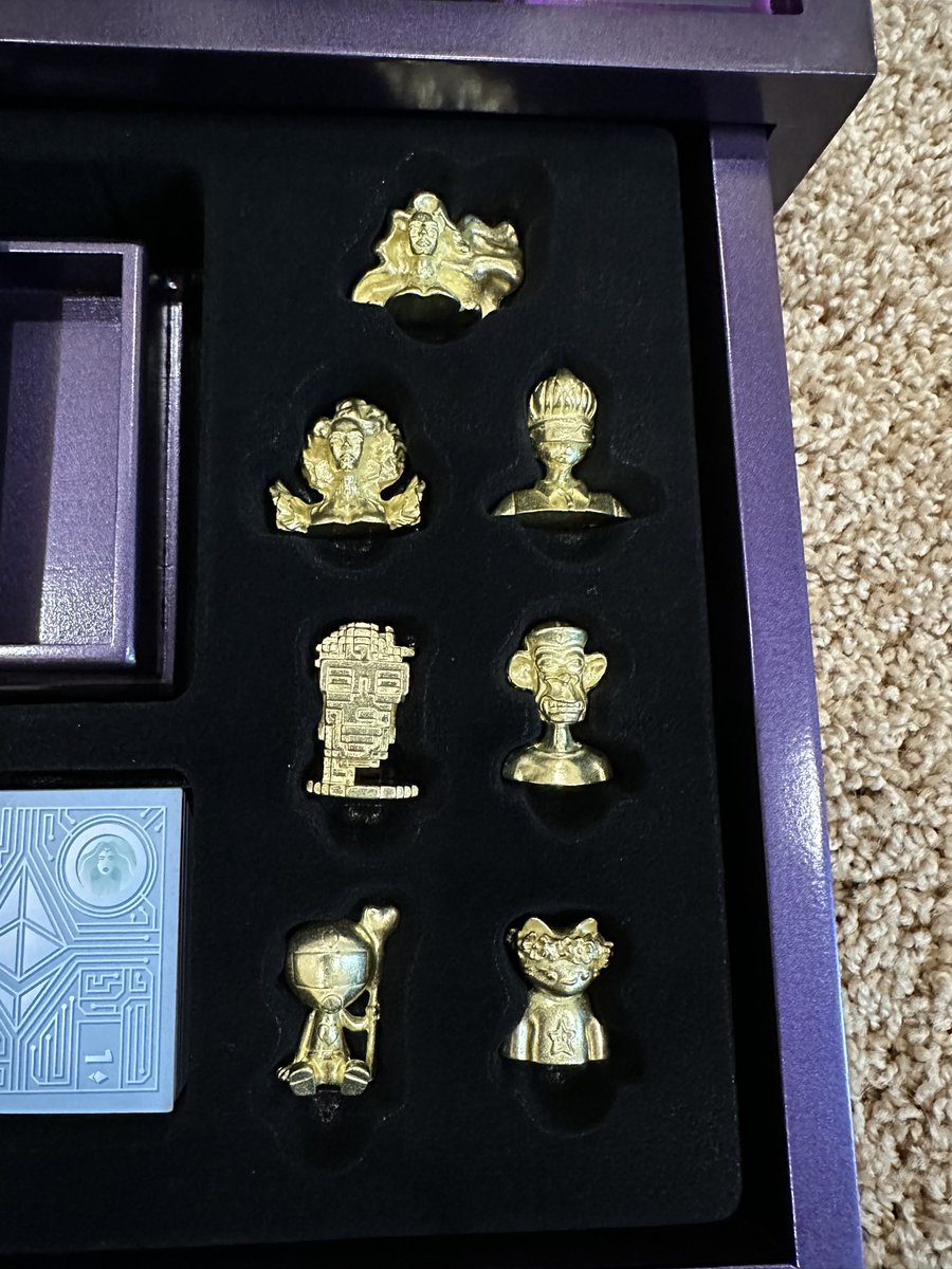 In LOVE with this <a href="/worldofwomennft/">world of women</a> Monopoly set! It’s 🔥!  Grab the Bored Ape piece <a href="/bigdogbrothers/">bigdog🍌</a> and let’s play! #NFT #Crypto #Monopoly