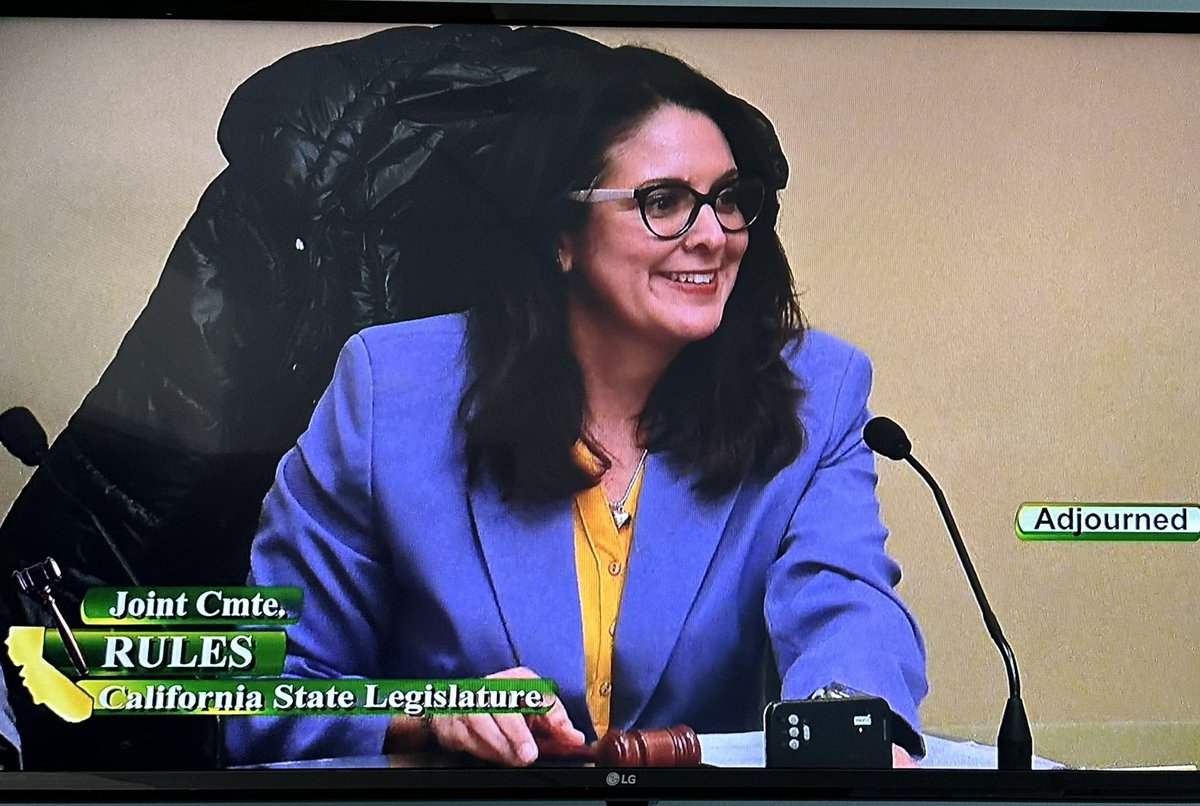 BlancaNPacheco's tweet image. This was our first week back in session. It was great seeing colleagues and friends. Today, I also had the pleasure of chairing my first meeting as Chair of Rules.  Truly honored to serve in the State Assembly!! #ad64