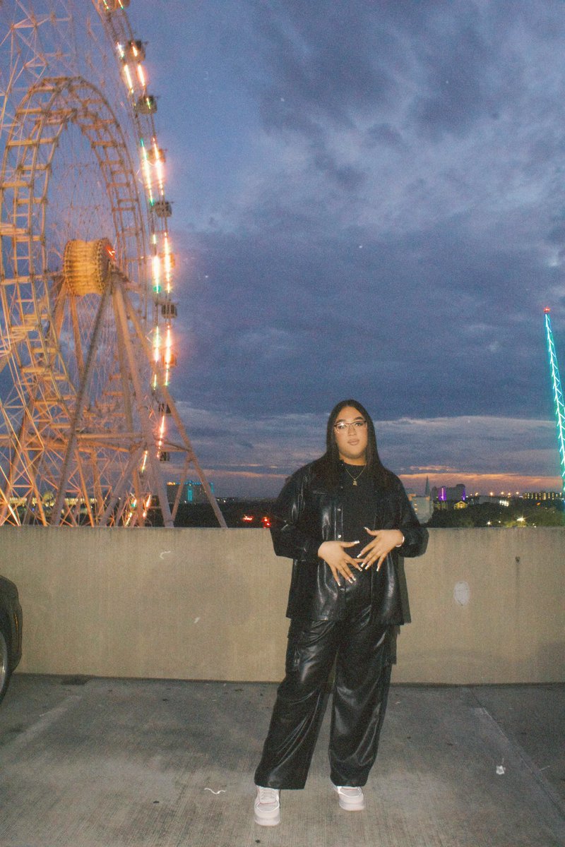 king_axll's tweet photo. in case you forgot🫧🩵 https://t.co/DUUIgnfMrN