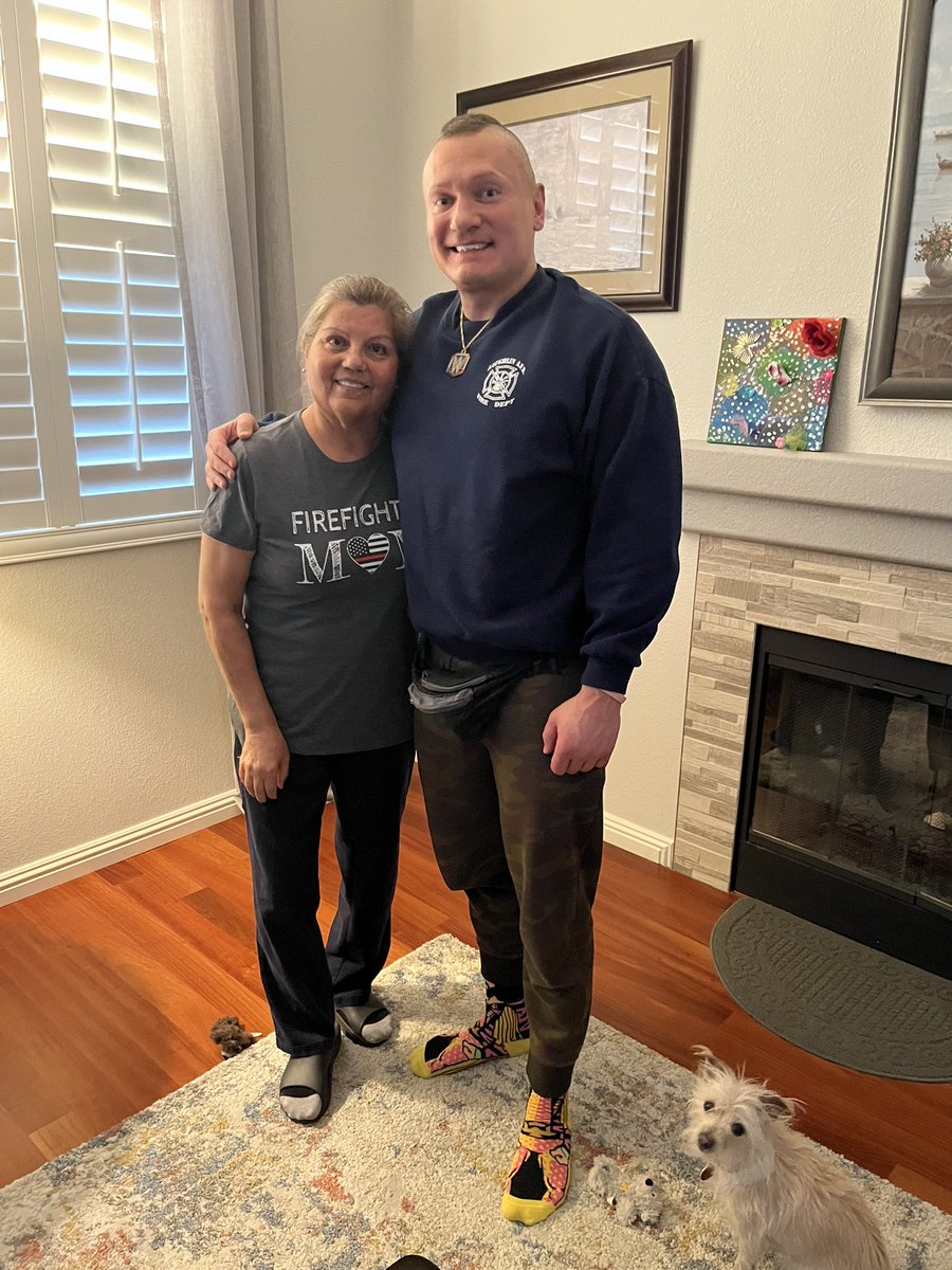 InkedCelebrity's tweet photo. Got my #mom a #FirefighterMom shirt🚒👚🐶 Been spending a lot of time with #familia #blessed #family #love #firefighter #Veteran #pup #dogdad #GirlDad #dog #puppy #VegasStrong #hero #me #JasonAmadeoMadridMartinez #JAMM #cute #adorable #beautiful #latin #fitfam #OMG #foodies 🙏🏼 https://t.co/mS5ixw14N7