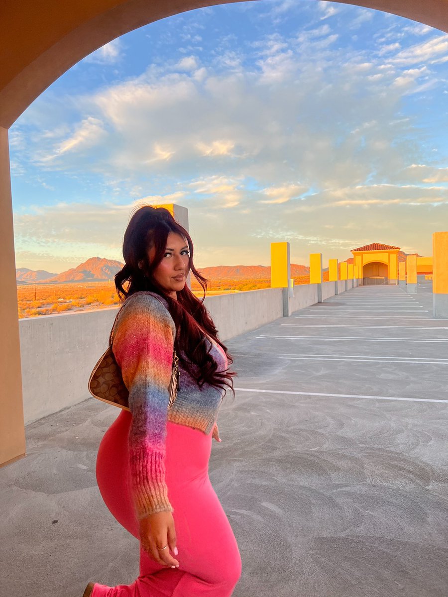 Itsjustjaslyn's tweet image. pretty in pink 🎀